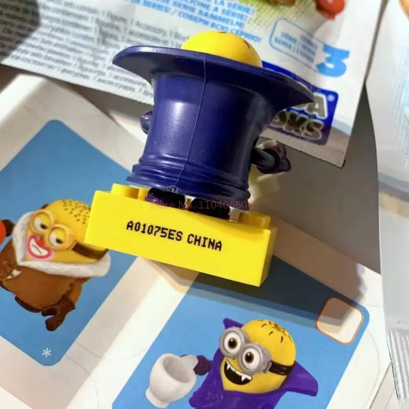 Minions Blind Bag Figures – Despicable Me 4 Bob Cartoon Collectibles - Image 6